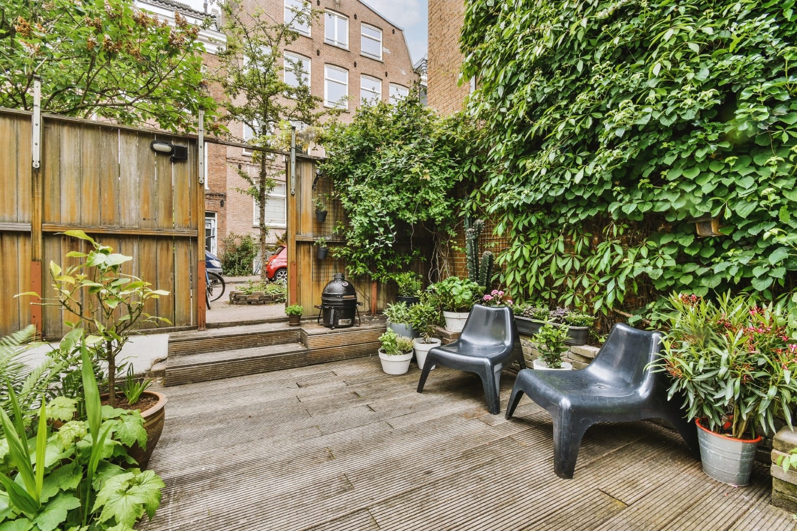 Stadstuinen ontwerpen: slimme ideeën en beplantingstips